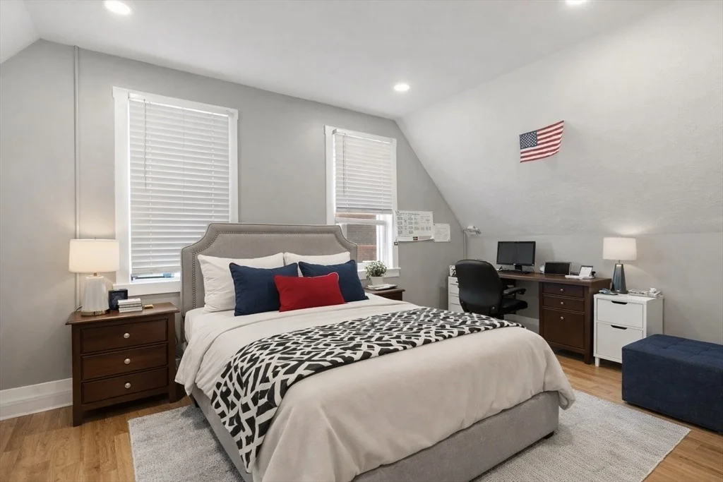 Photo of 129 High St
