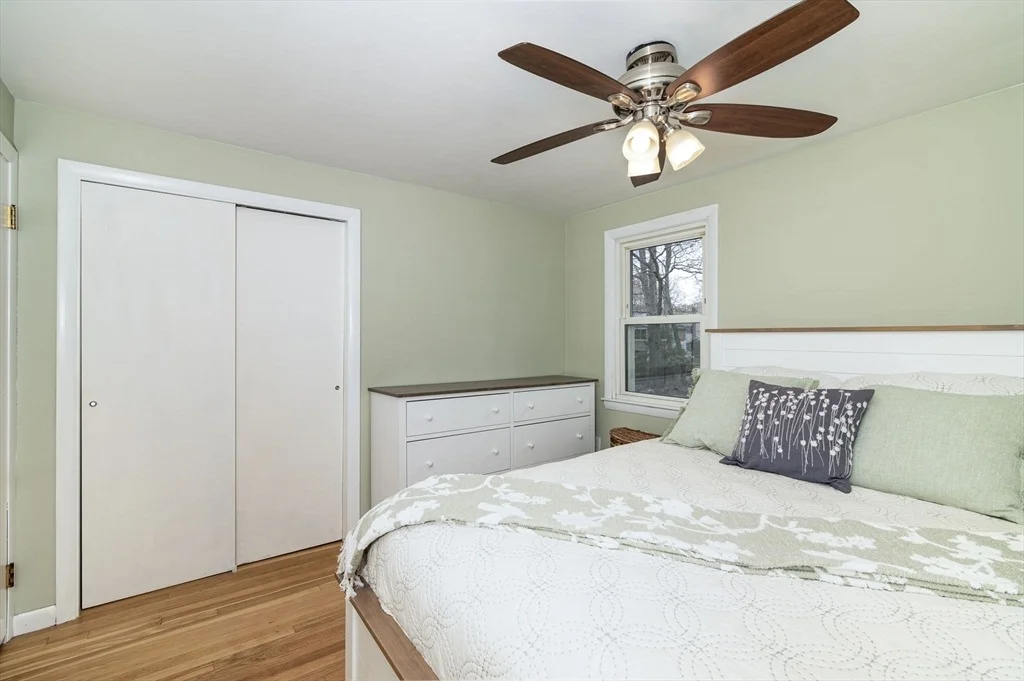 Photo of 4 Park Dr