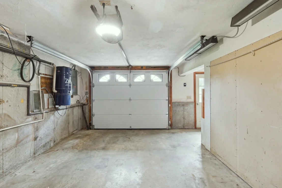 Photo of 235 Pierce Rd