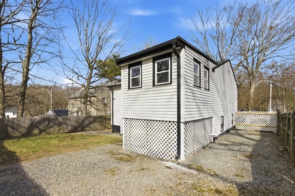 Photo of 16 Bagley Rd