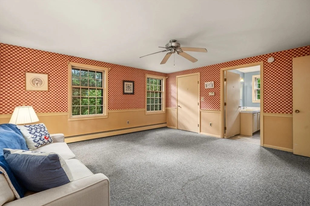 Photo of 137 Perkins Row
