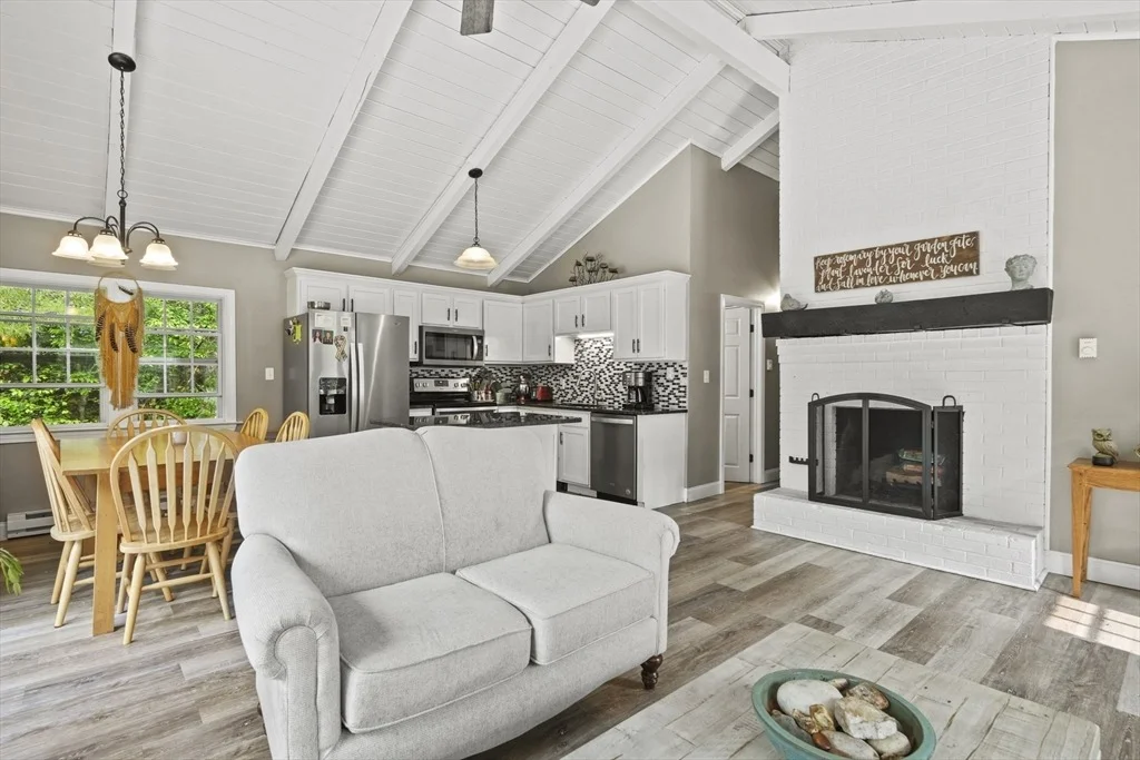 Photo of 119 West Shore Drive