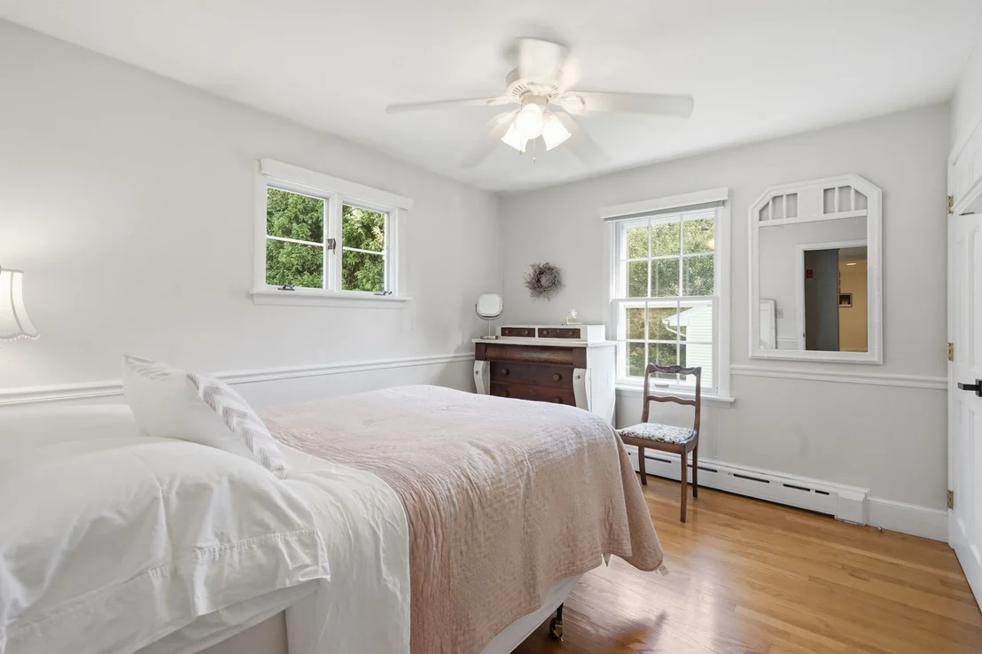 Photo of 8 Shady Ln