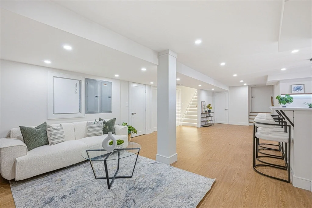 Photo of 14 Hillside Ave