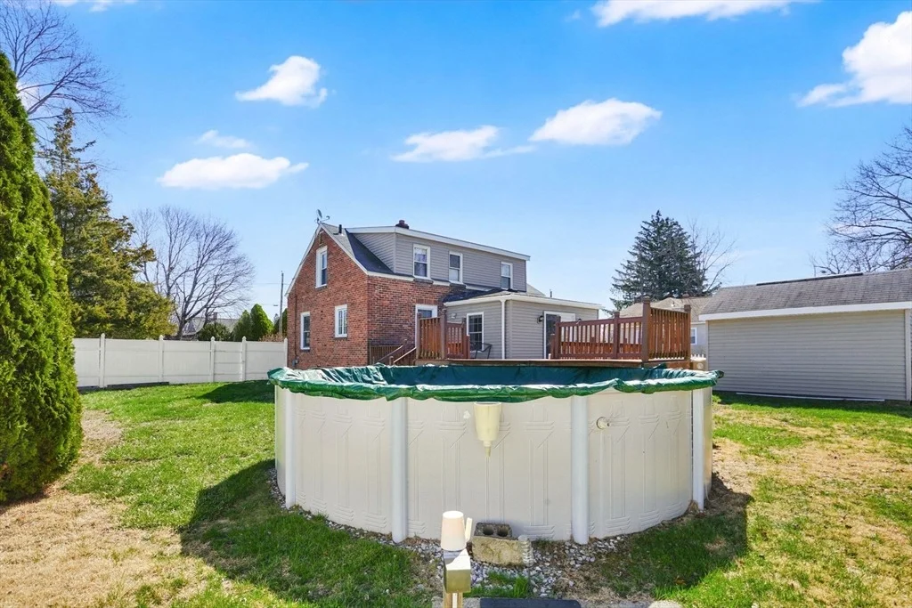 Photo of 101 Ray St