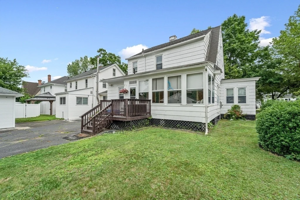 Photo of 44 Gillette Ave