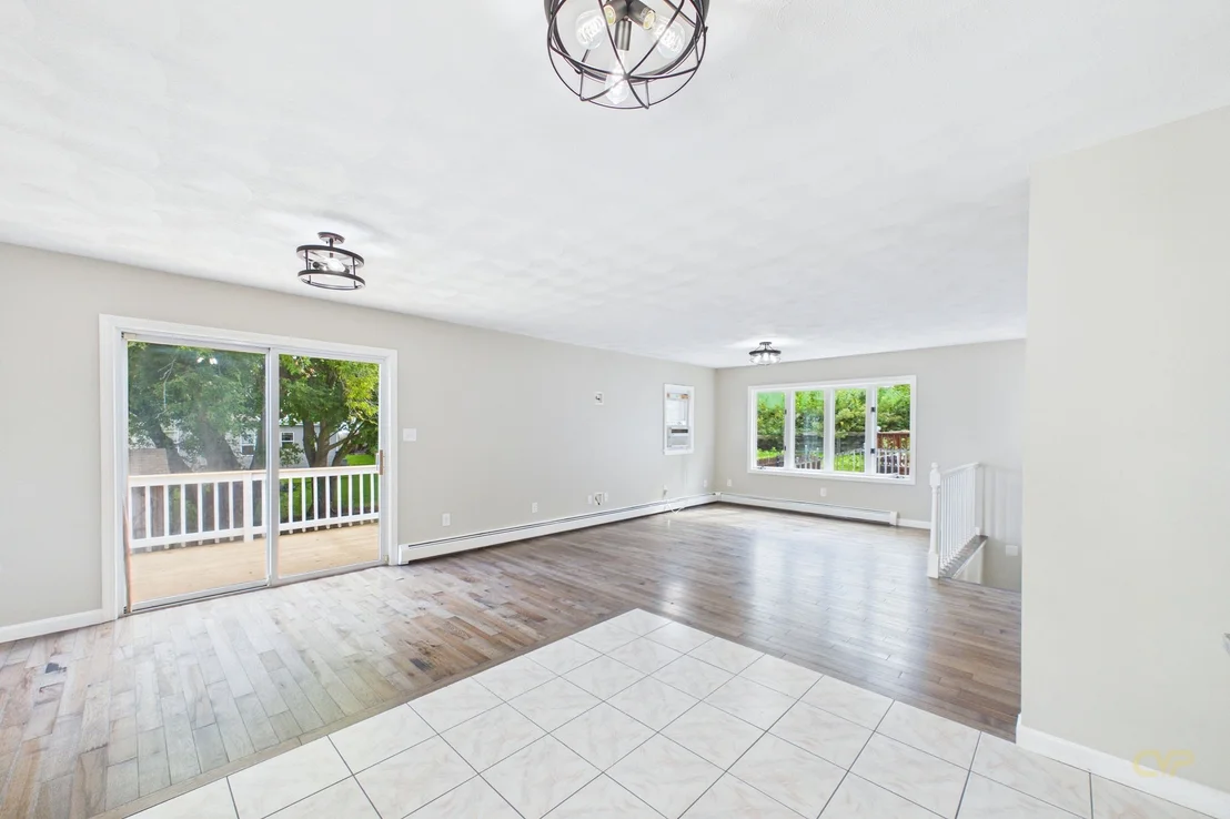 Photo of 102 Vestal St