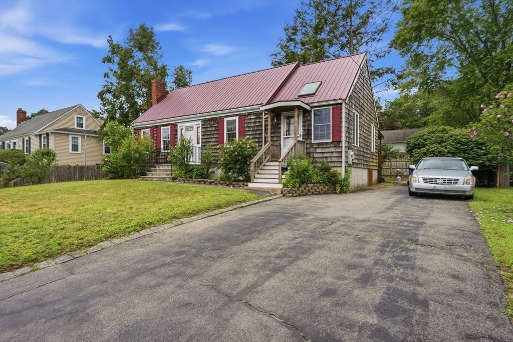 Photo of 6 Devine Rd