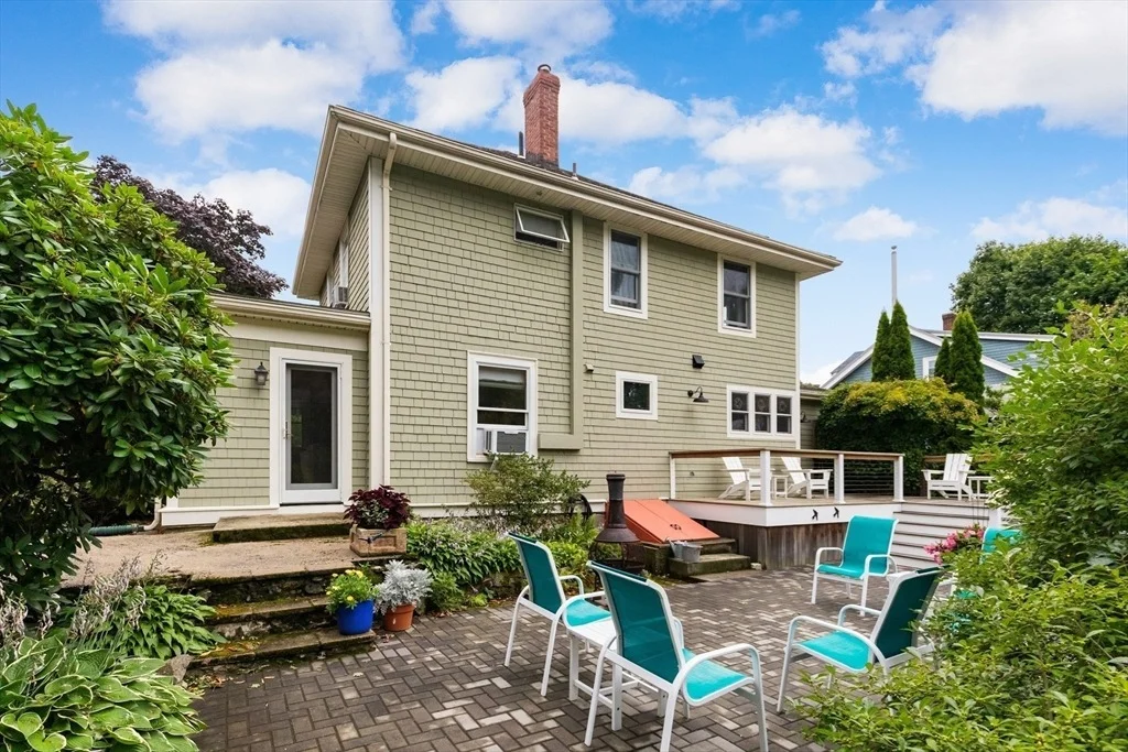 Photo of 115 Aspen Rd