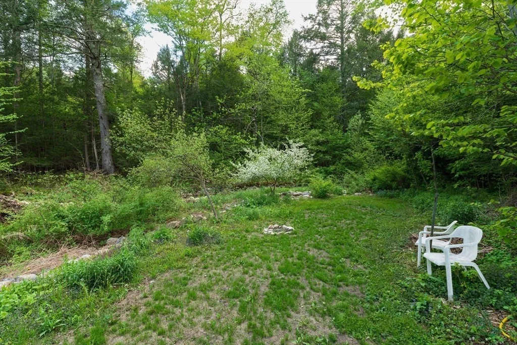 Photo of 425 Dingle Rd