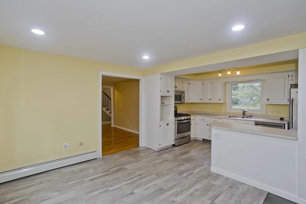 Photo of 236 Forest Glen