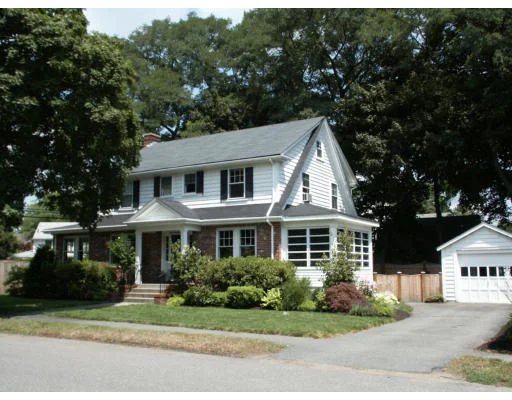 Photo of 2 Sevinor Rd