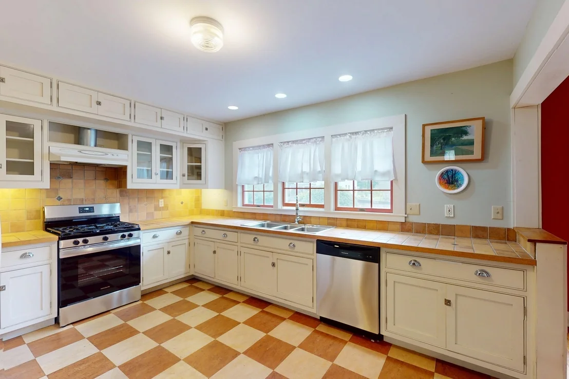 Photo of 337 Log Plain Rd