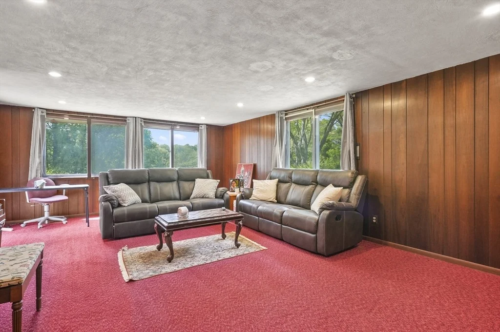 Photo of 35 Snake Brook Road