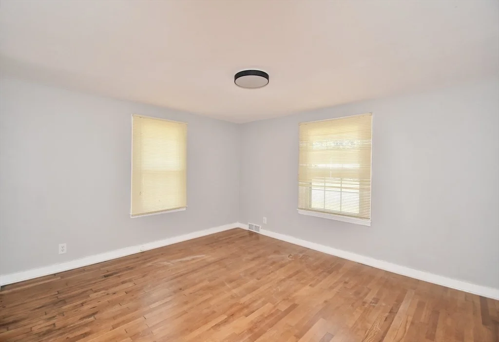 Photo of 51 Parkview St