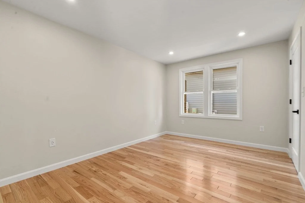 Photo of 243 Riverside Dr