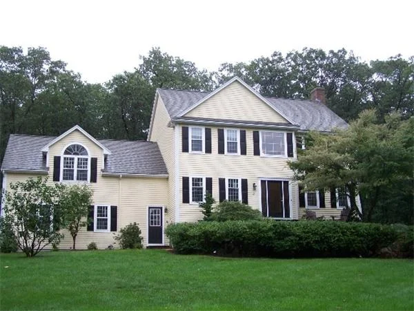 Photo of 25 Grant Avenue