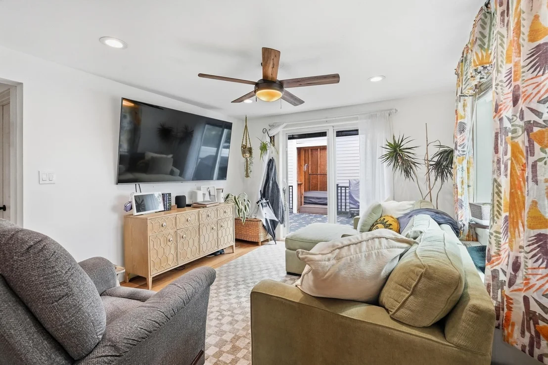 Photo of 40 Rossi St