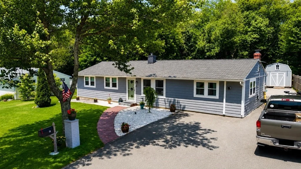Photo of 19 Portter Dr