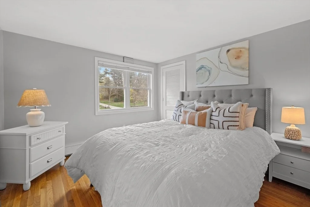 Photo of 184 Booth Hill Rd