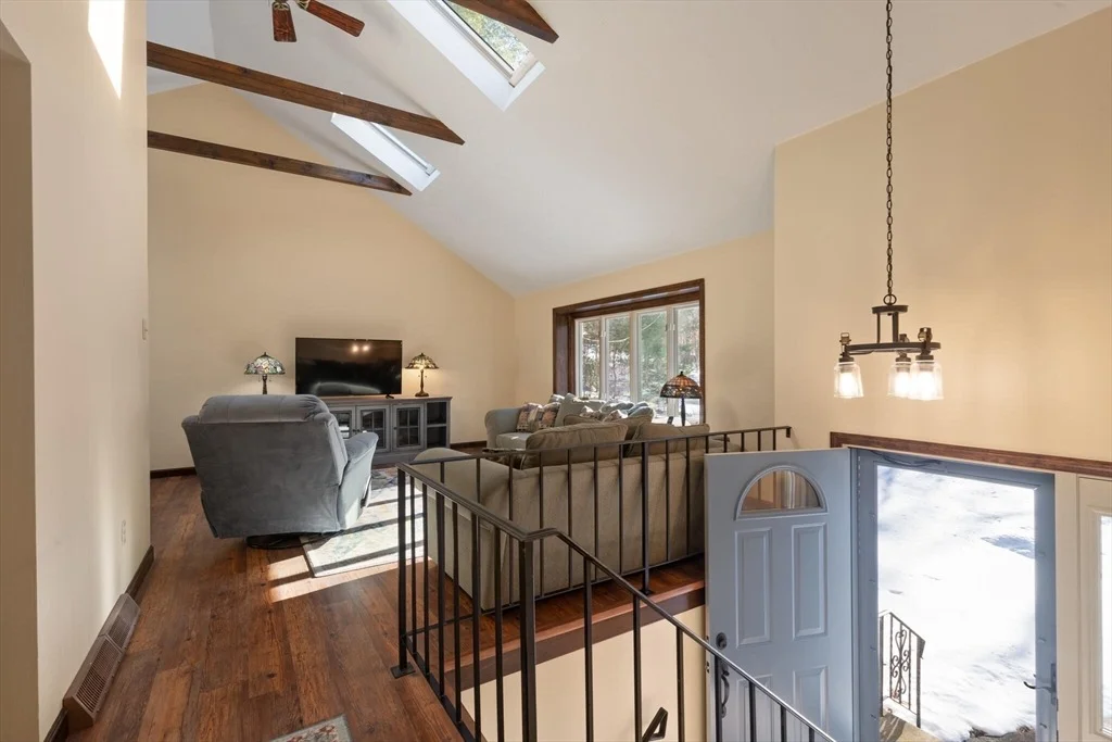 Photo of 170 Stearns Ave