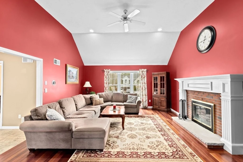Photo of 45 Culloden Dr