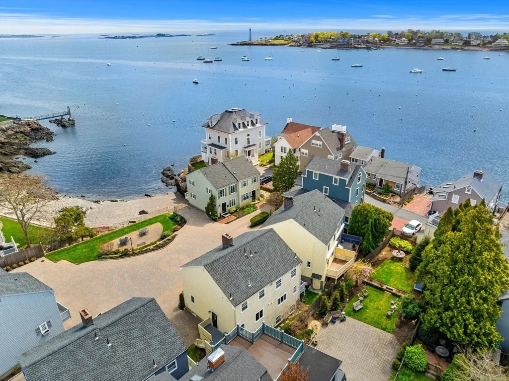 Photo of 7 Leslie Cove