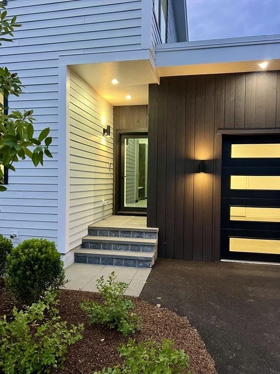 Photo of 23 Deerhaven Rd