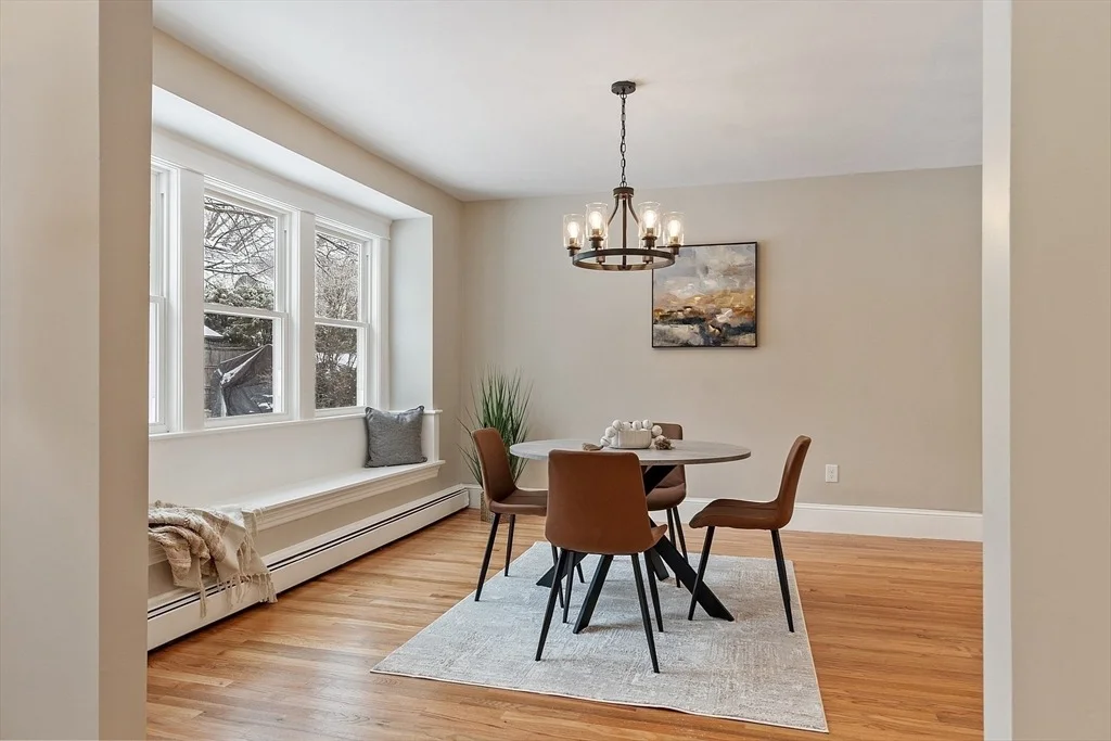 Photo of 130 Beverly Rd