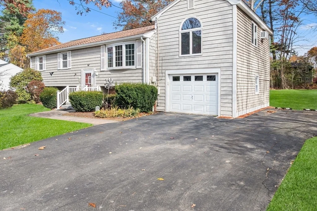Photo of 65 Lothrop St