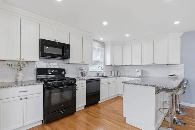 Photo of 105 Lawrence St