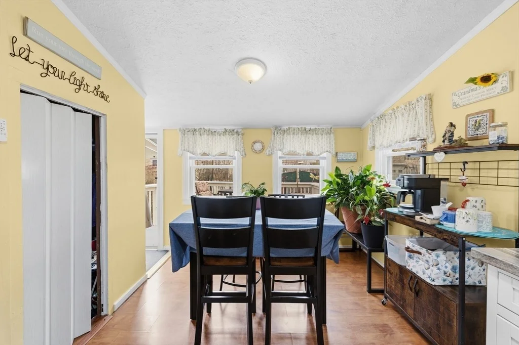 Photo of 52 Point St