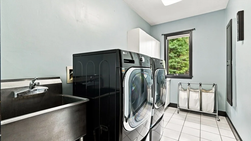 Photo of 41 Spruce Rd.