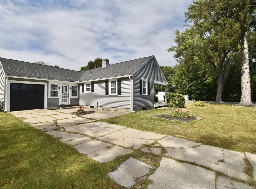 Photo of 51 Parkview St
