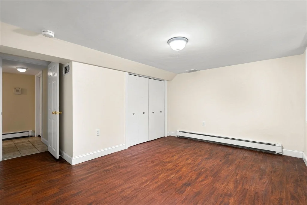 Photo of 19 Cunningham Cir