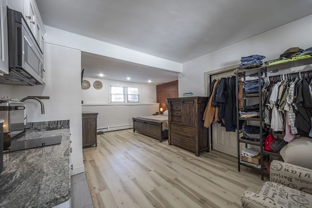 Photo of 31 Johnson Cir
