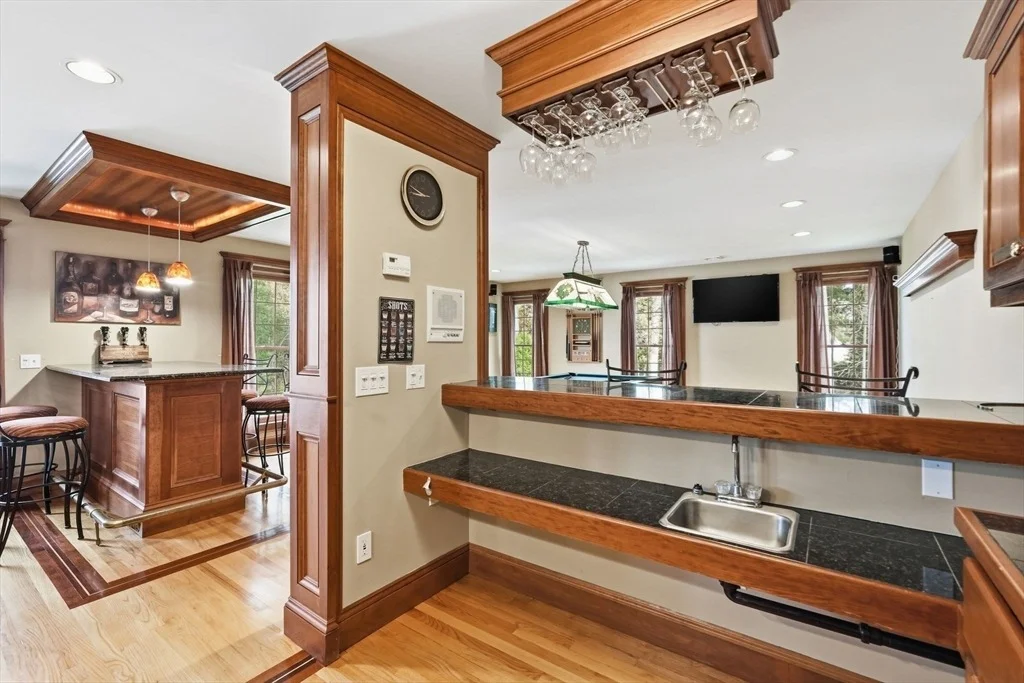 Photo of 42 Gary Dr