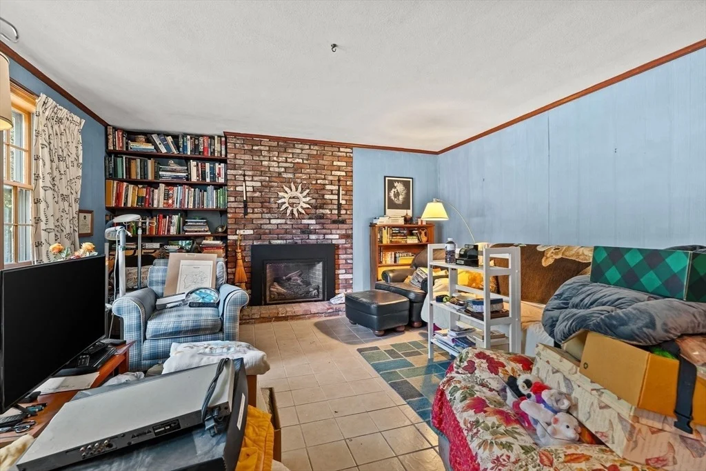 Photo of 8 Dana Rd