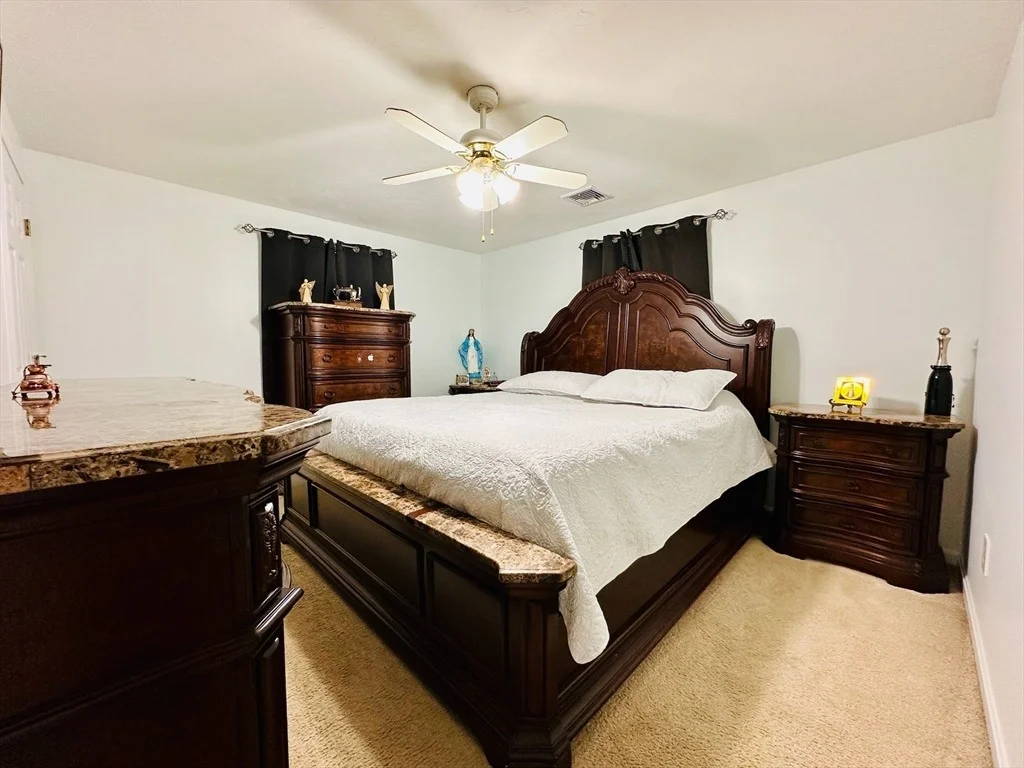 Photo of 62 Edgemere Blvd