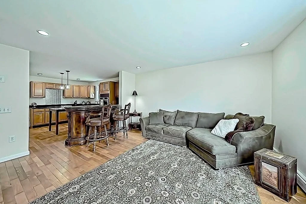 Photo of 46 Broad St