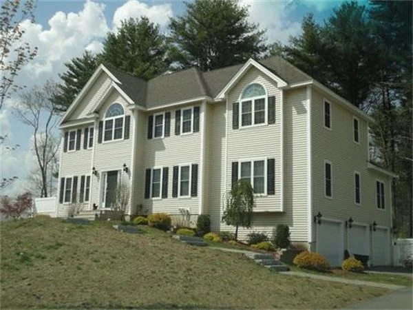Photo of 1 Pineneedle Lane