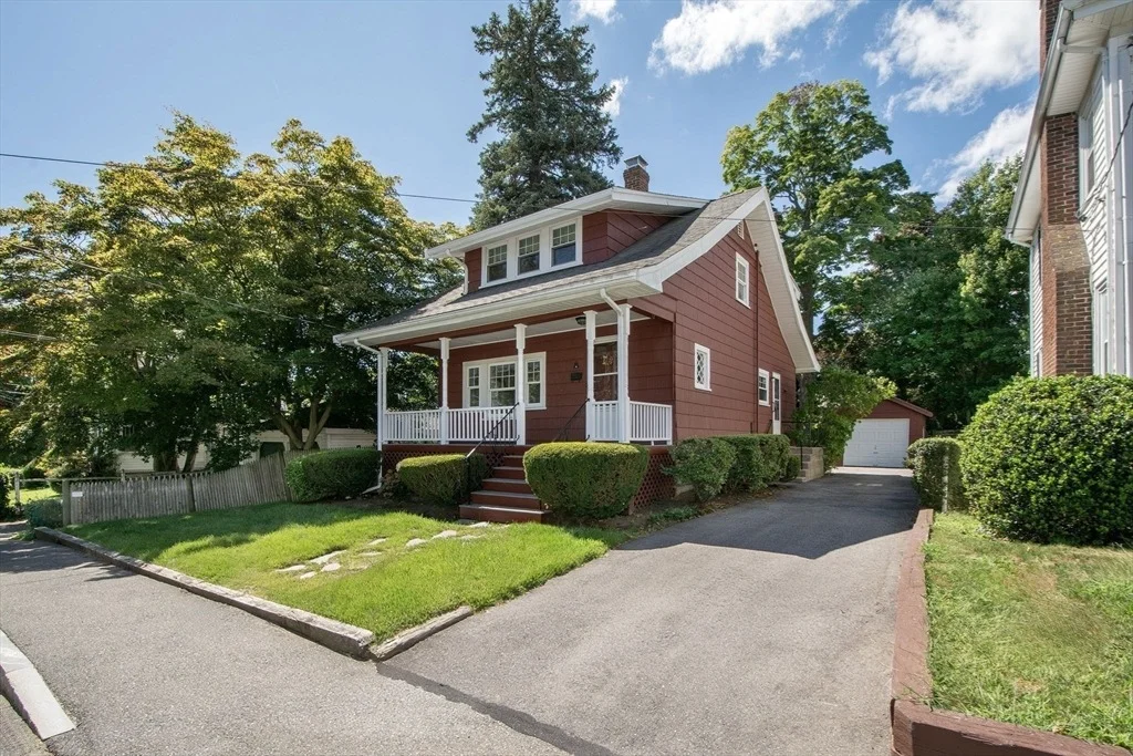 Photo of 10 Elmlawn Rd