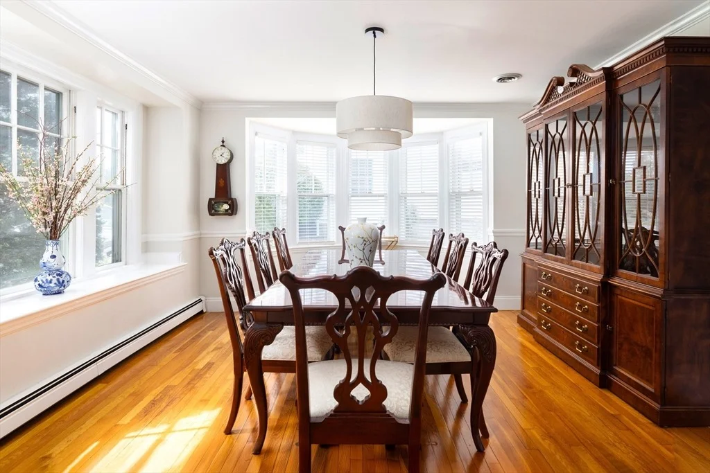 Photo of 1865 Beacon Street
