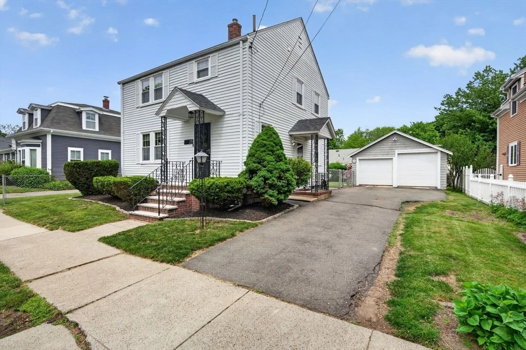 Photo of 25 Pleasant St.
