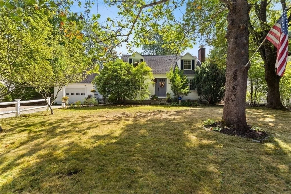 Photo of 15 Felch Rd