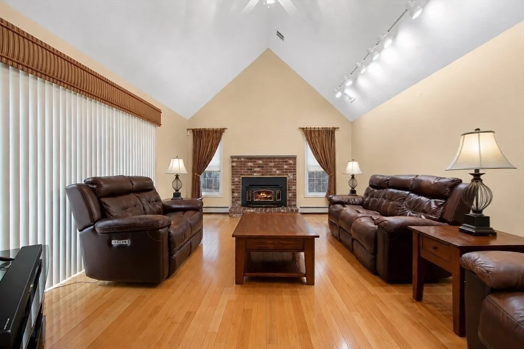 Photo of 226 Tower Hill Rd
