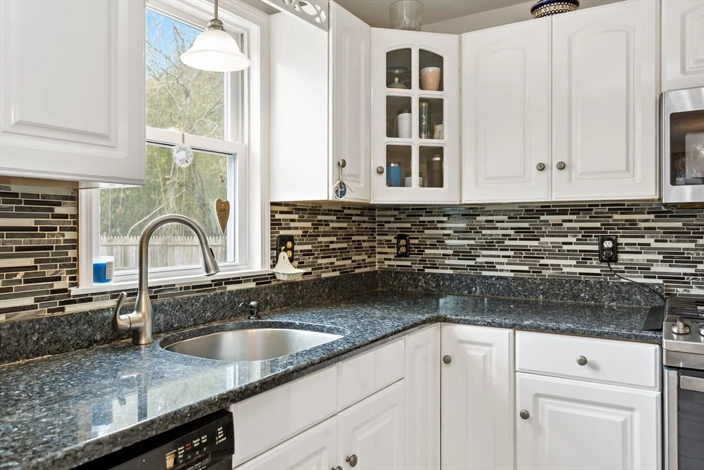 Photo of 18 Seabrook Dr