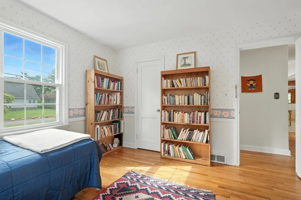 Photo of 30 Western Cir