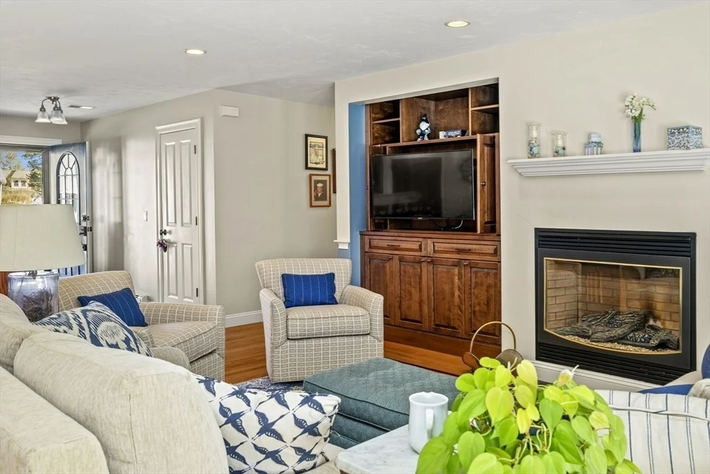 Photo of 3 Christopher Ln
