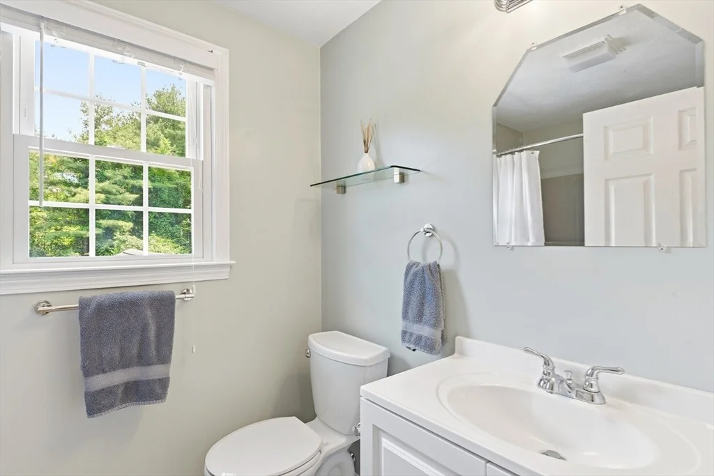 Photo of 10 Strawstone Ln